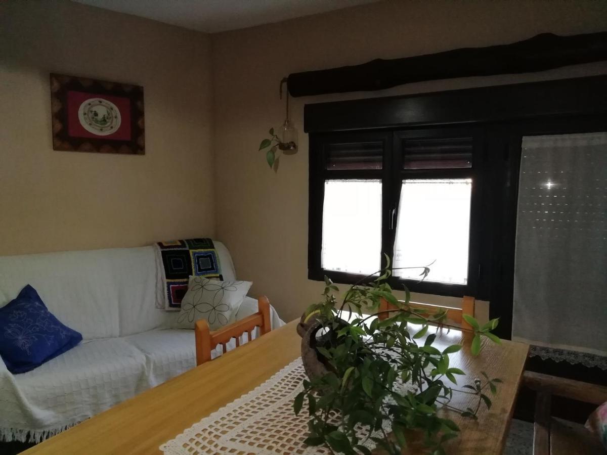 Casa Rural Abuela Maxi Ríolobos Kültér fotó