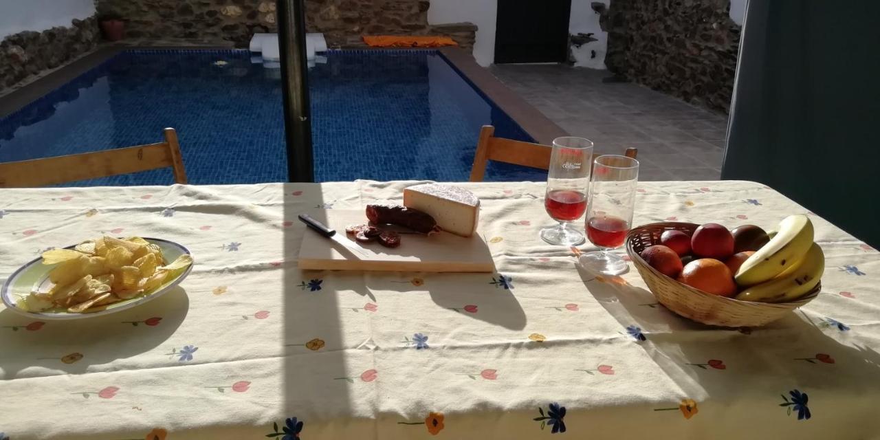 Casa Rural Abuela Maxi Ríolobos Kültér fotó