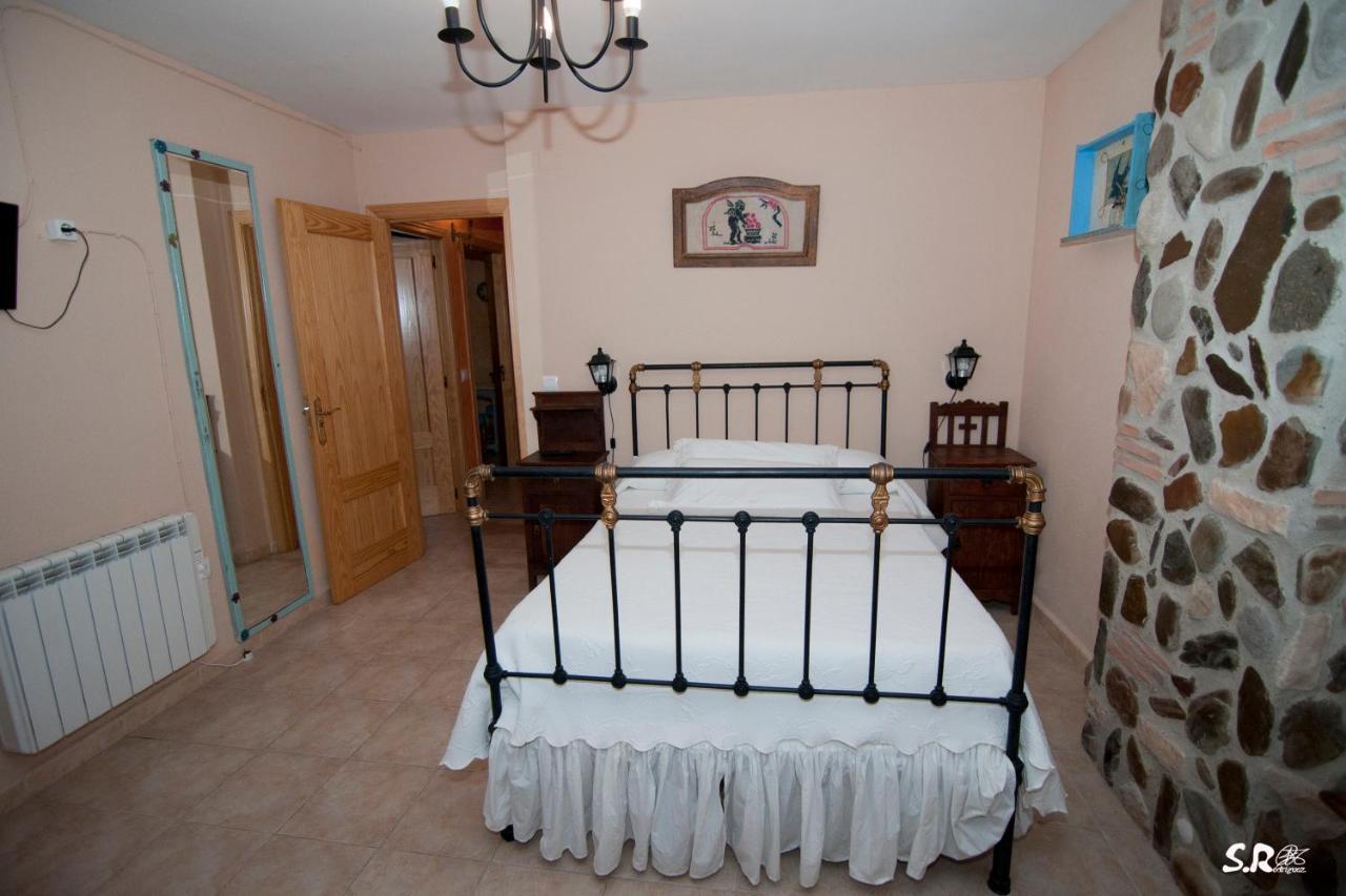 Casa Rural Abuela Maxi Ríolobos Kültér fotó